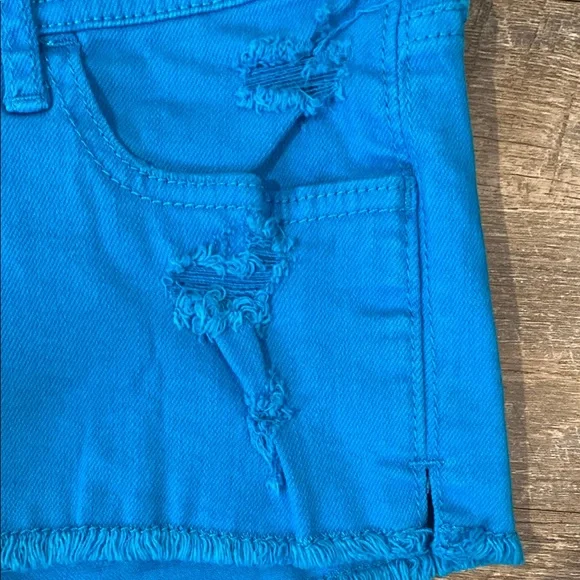 Hollister Women's Bright Blue Denim Micro distressed Shorts NWOT - Picture 4 of 10